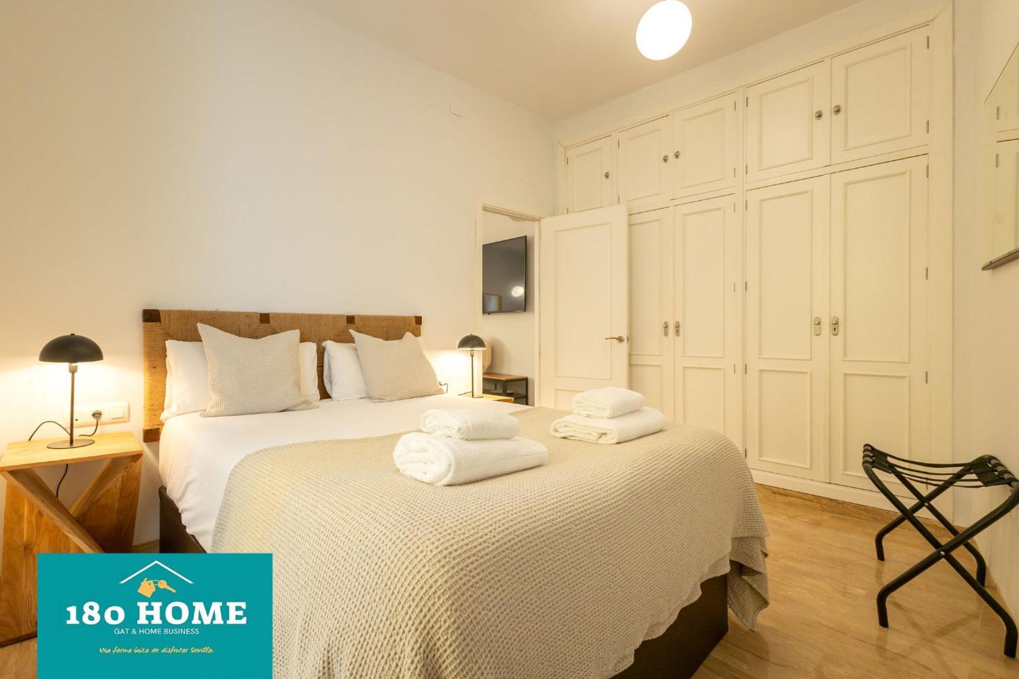 180 Home Goyeneta Luxury Sevilla Exteriér fotografie